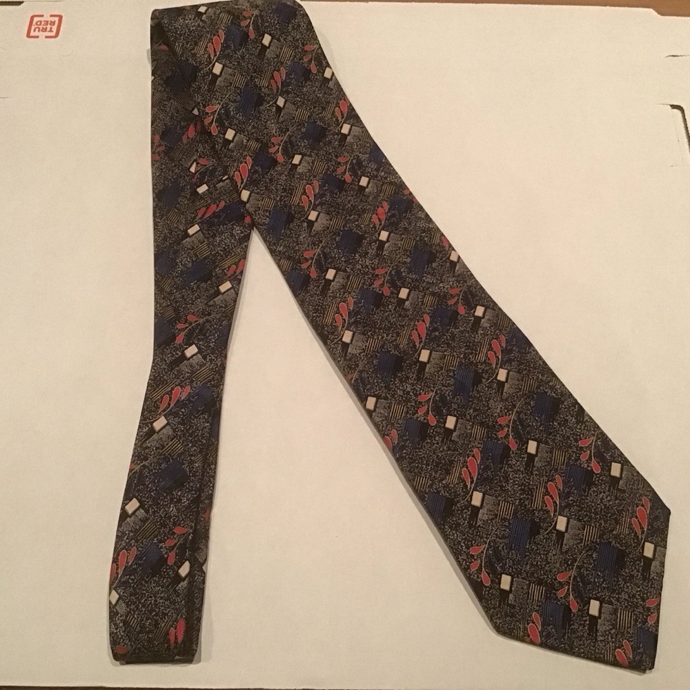 VTG Brioni Neck Tie 100% Woven Silk Hand Made In‎ Italy Red Blue Floral 61” 4” - Picture 3 of 5